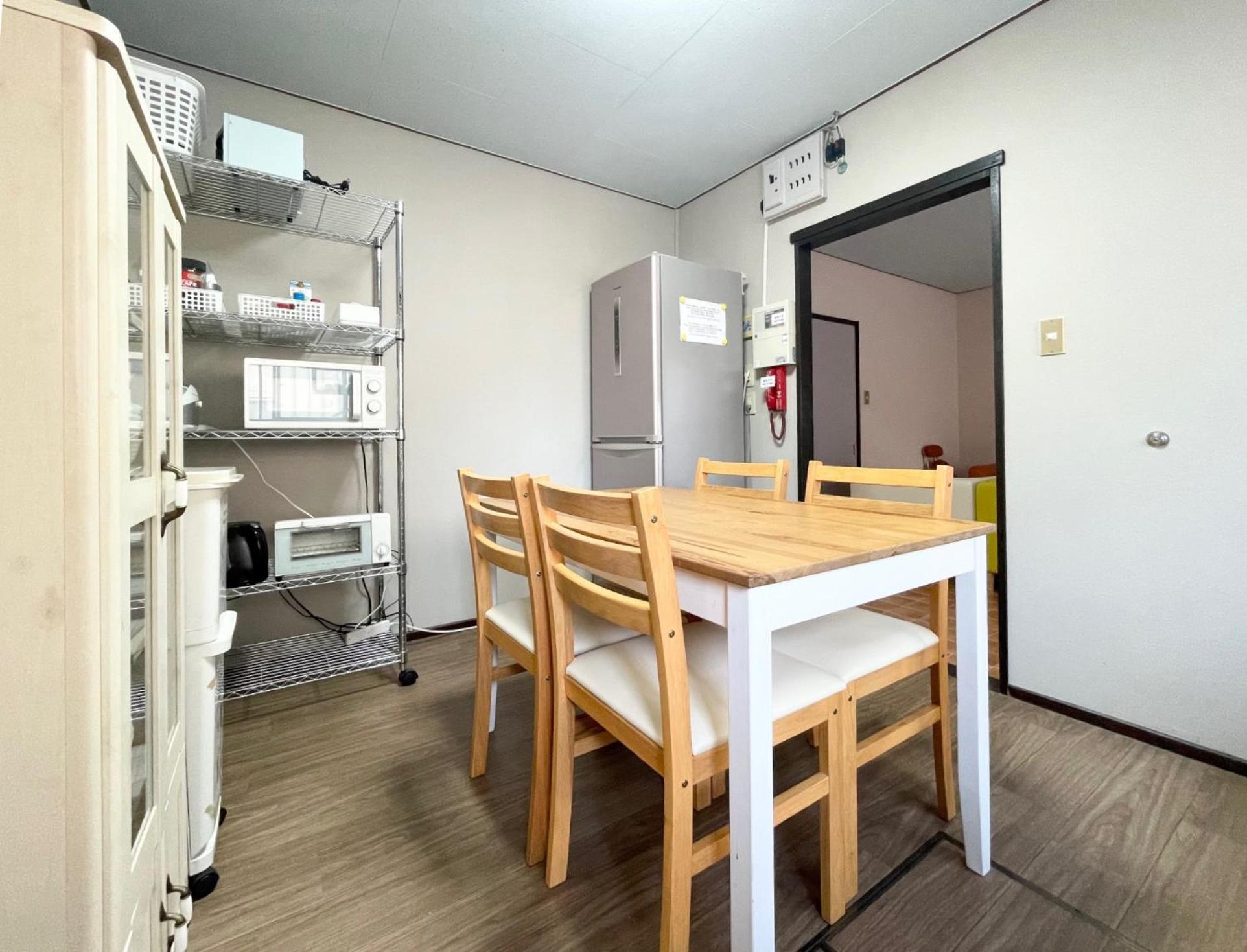 Guest House MEETS Okayama Bagian luar foto