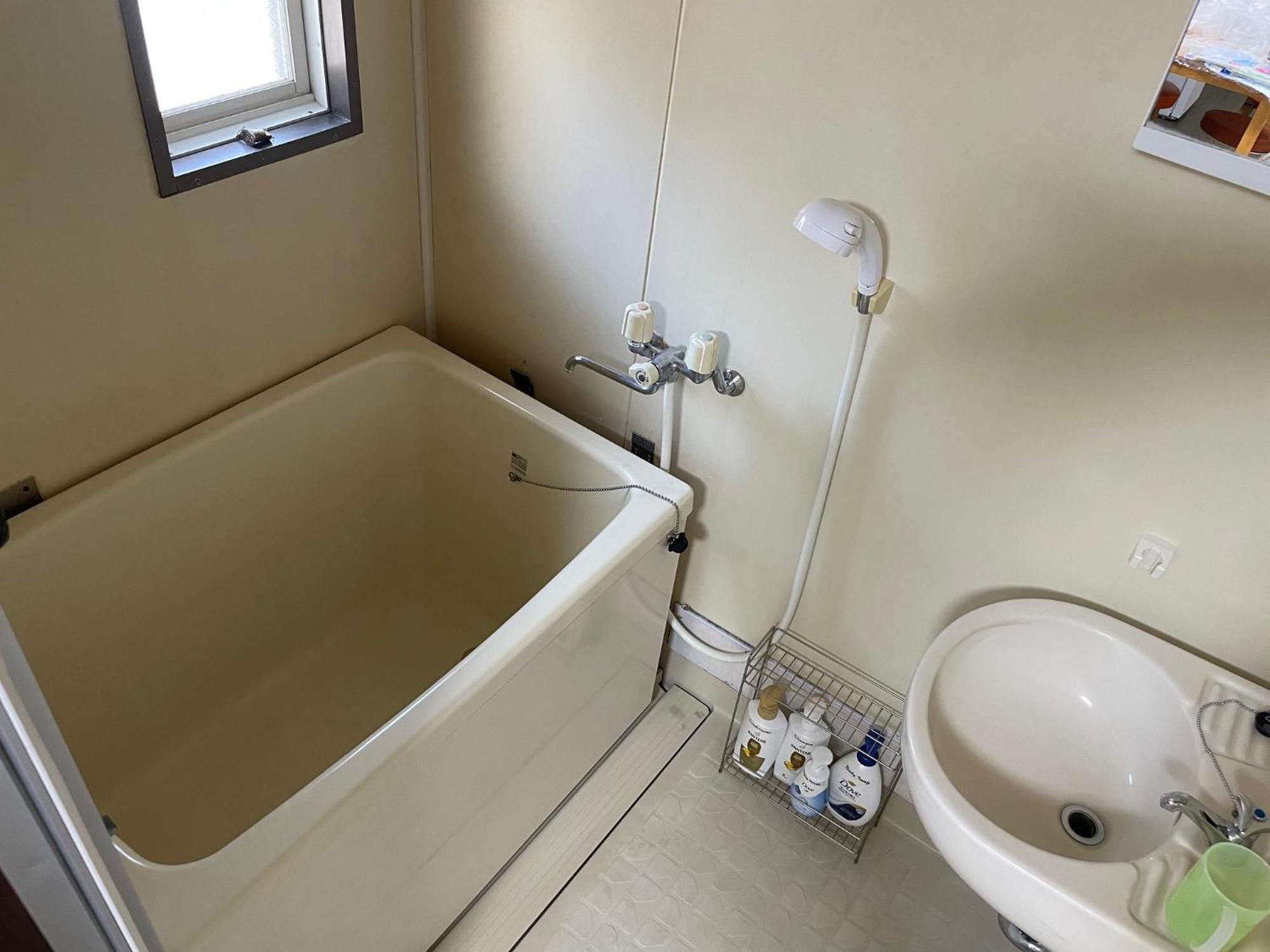 Guest House MEETS Okayama Bagian luar foto